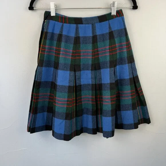 Vintage‎ Chestnut Hill by St. Mary Tartan Plaid Wool Pleated Skirt Preppy - Picture 4 of 5